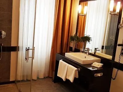 Western Stadtpalais ホテル 4*