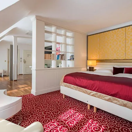 Western Stadtpalais Hotel 4*