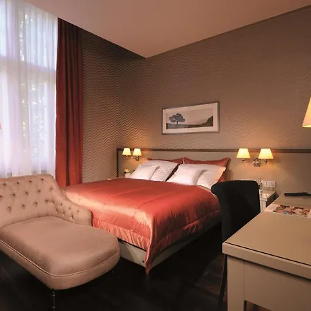 Western Stadtpalais Hotel 4*