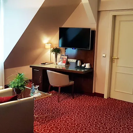 מלון Western Stadtpalais 4*
