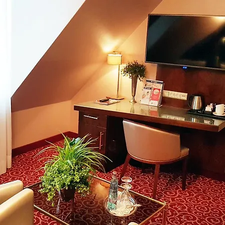 Western Stadtpalais 4*