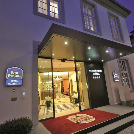Western Stadtpalais Отель 4*